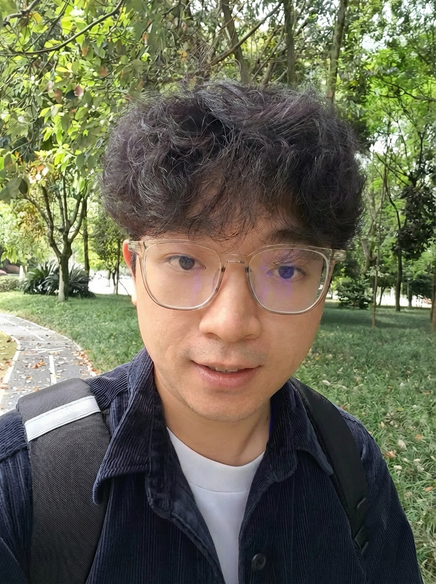 Junyi Lin (林俊一)